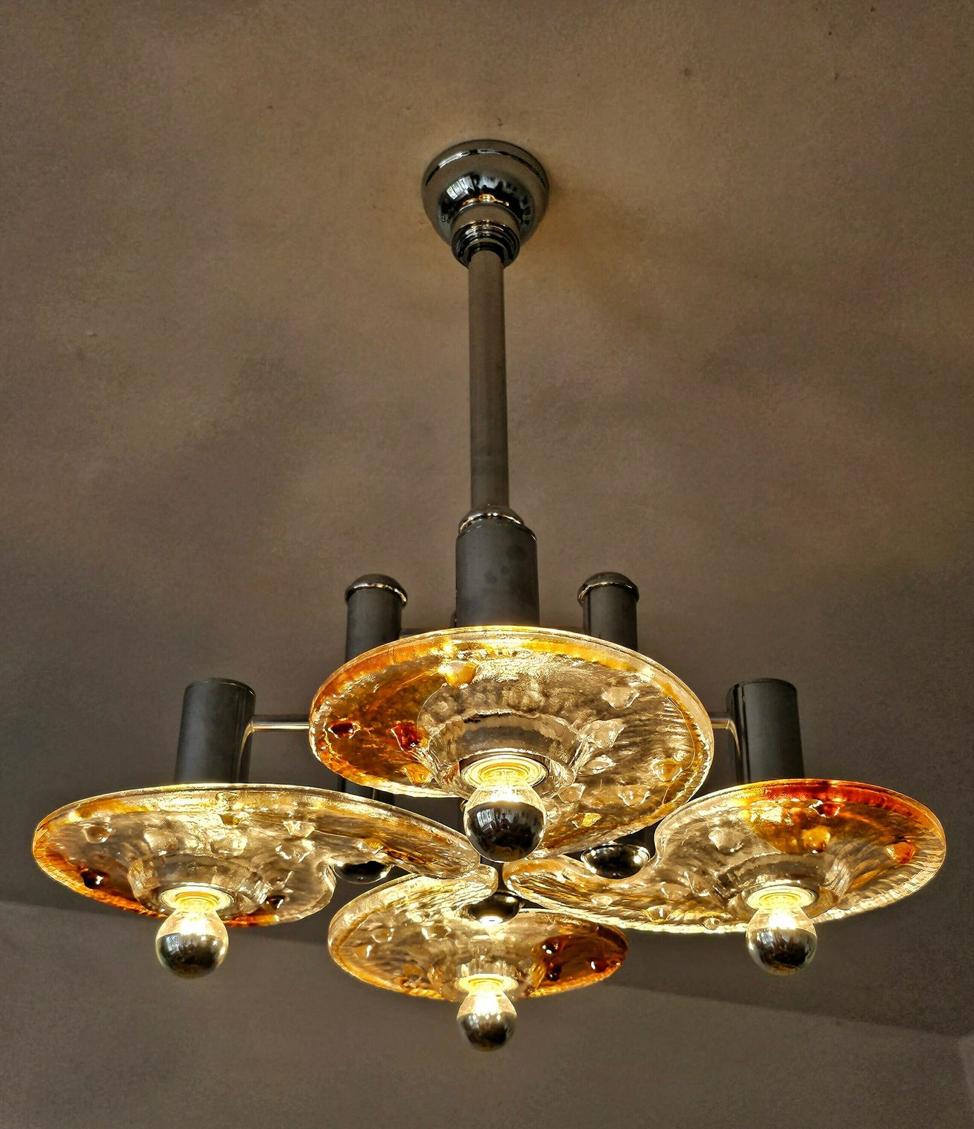 Extremely Rare Mid Century Modern Murano Glass Chandelier Designed By Carlo Nason For Av Mazzega // Made In Italy In 1960s photo 2400.0