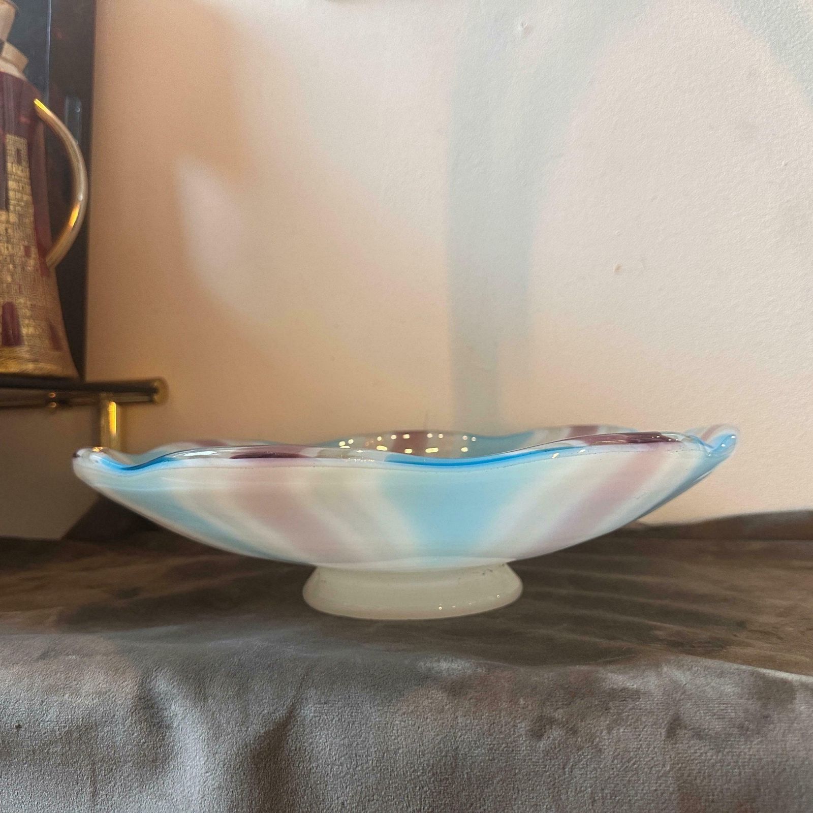 1970s Venini Style Mid Century Modern Striped Murano Glass Round Bowl photo vinterior