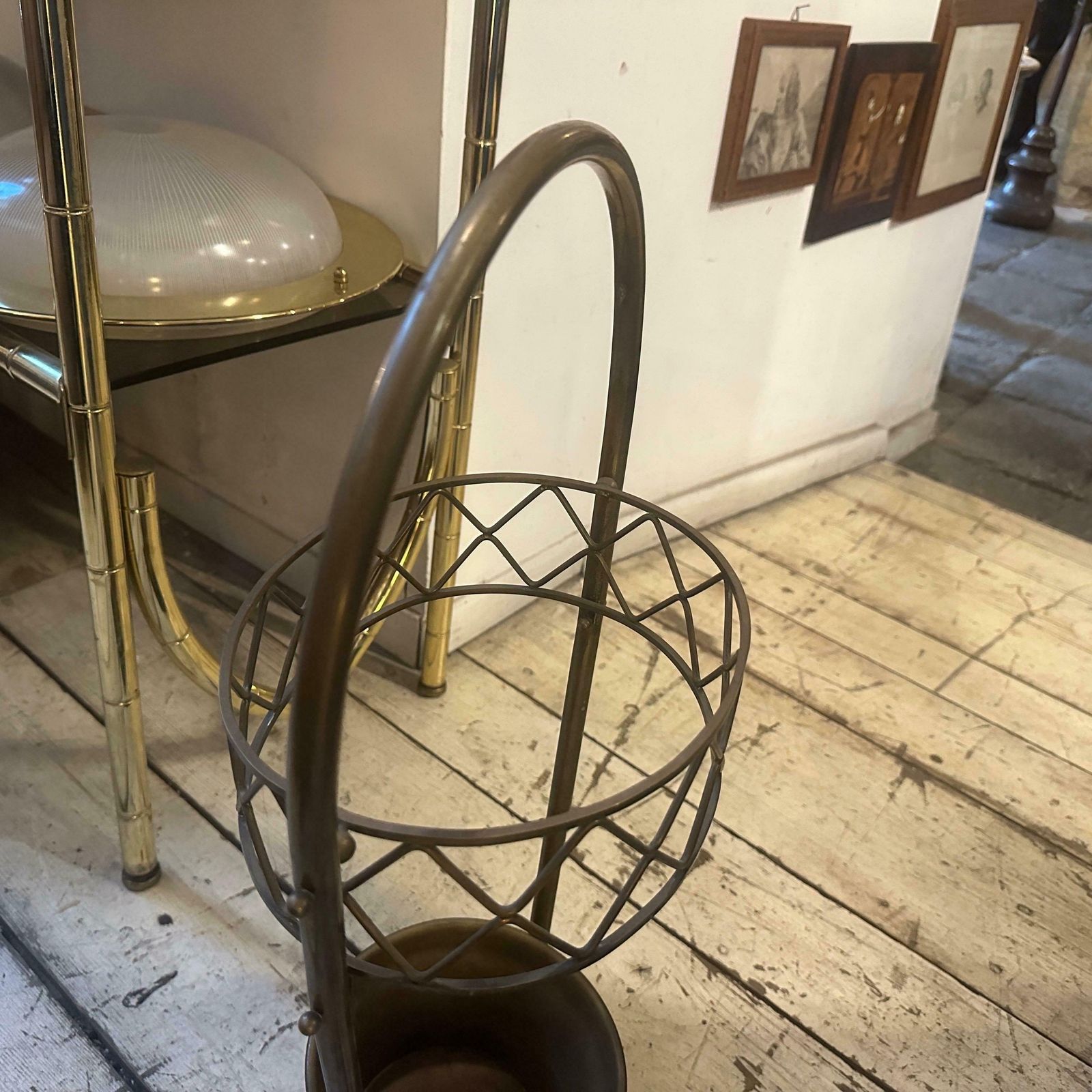 An Elegant 1950s Gio Ponti Style Mid Century Modern Italian Umbrella Stand photo vinterior