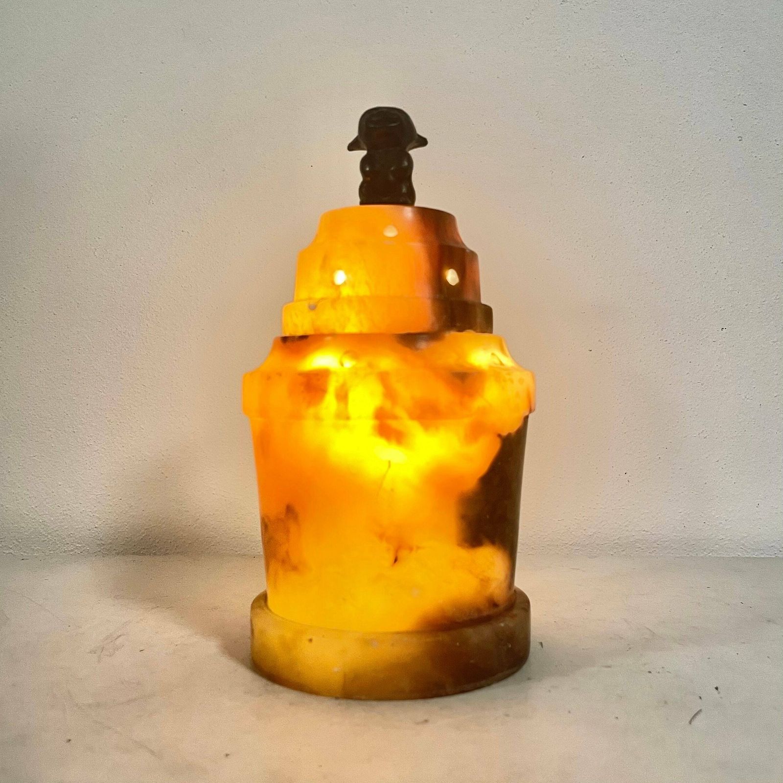 Vintage 1930s Yellow Alabaster Marbled Art Deco Table Lamp With Iron Figurine On Top, Carved Architectural Shapes And Great Light Exposure