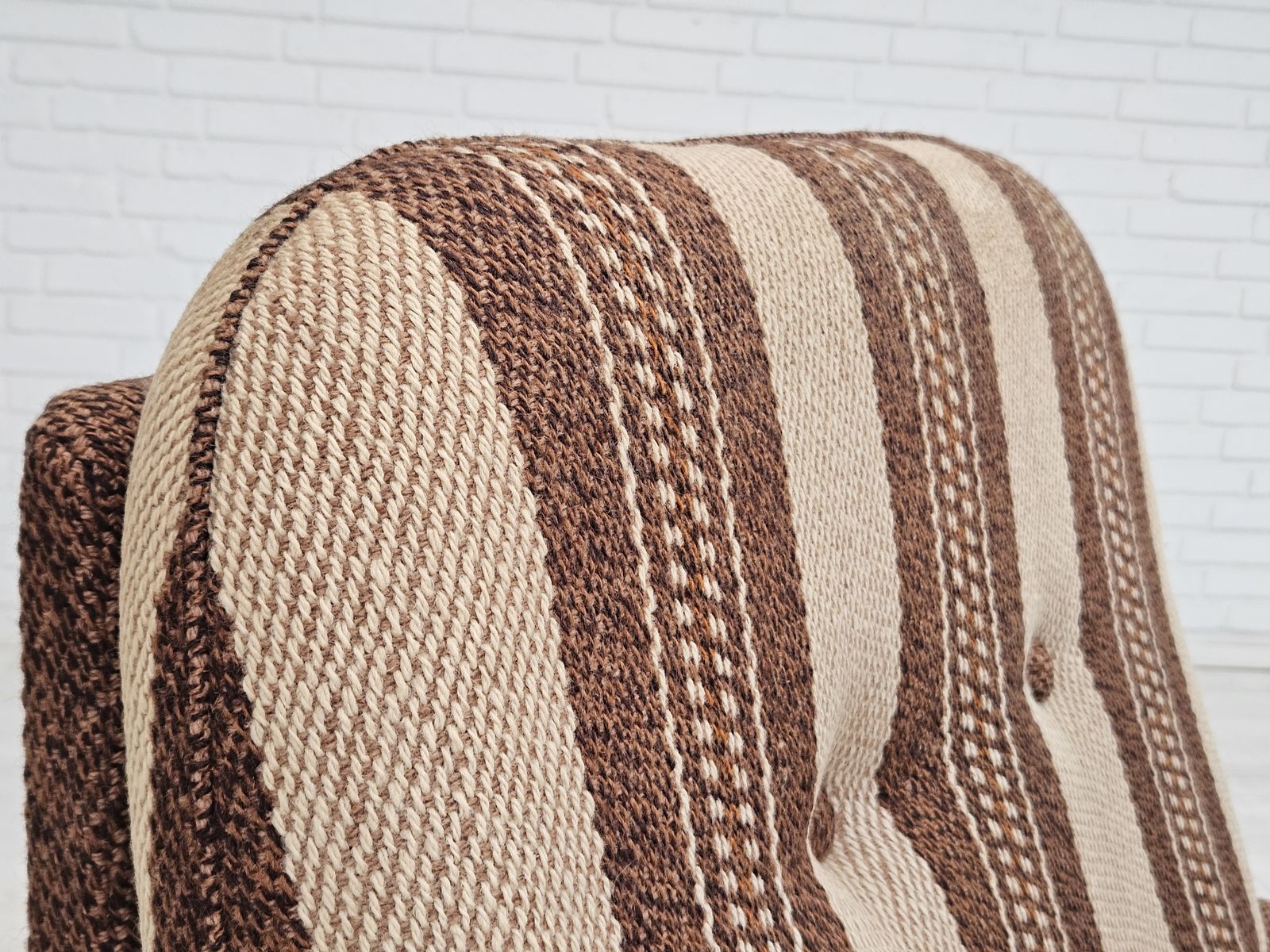 1970s, Danish Relax Chair, Original Wool Upholstery, Very Good Condition. photo vinterior