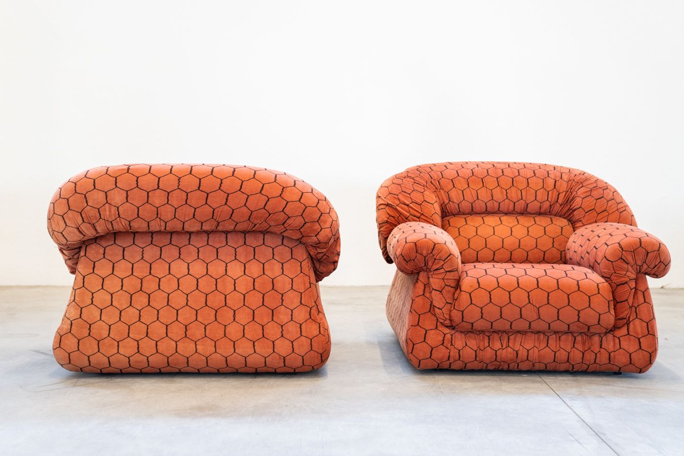 4500.0 Vintage Lounge, Club Style, Consisting Of 3 Seater Sofa And 2 Armchairs, 1970s photo