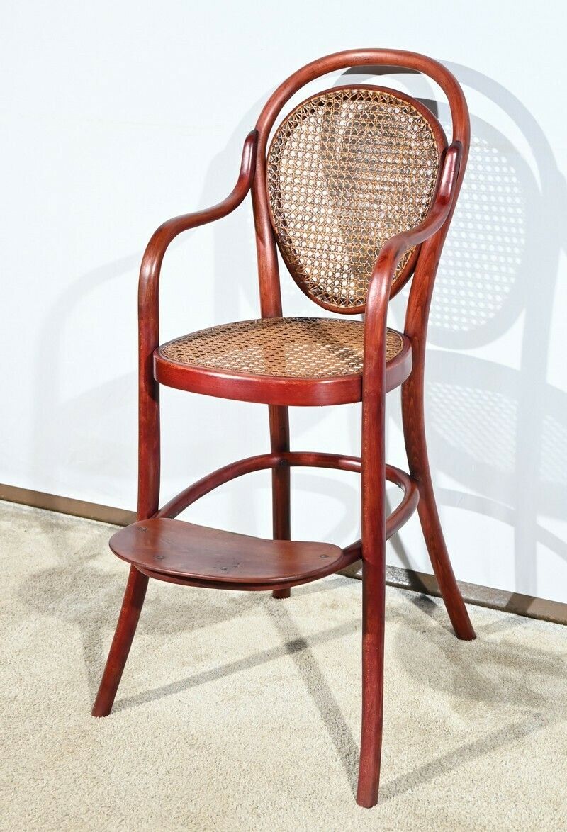 Children's High Chair N°12303 In Beech, Stamped Thonet   Early 20th Century photo for sale
