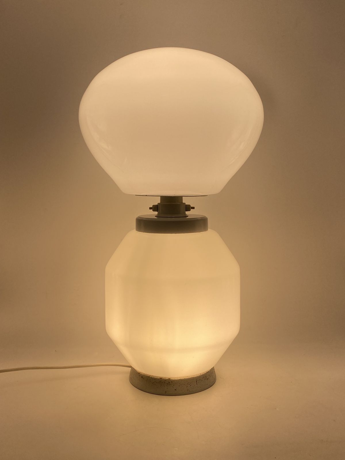 Space Age White Glass Table Lamp, Faver Italy 1970s photo vintage