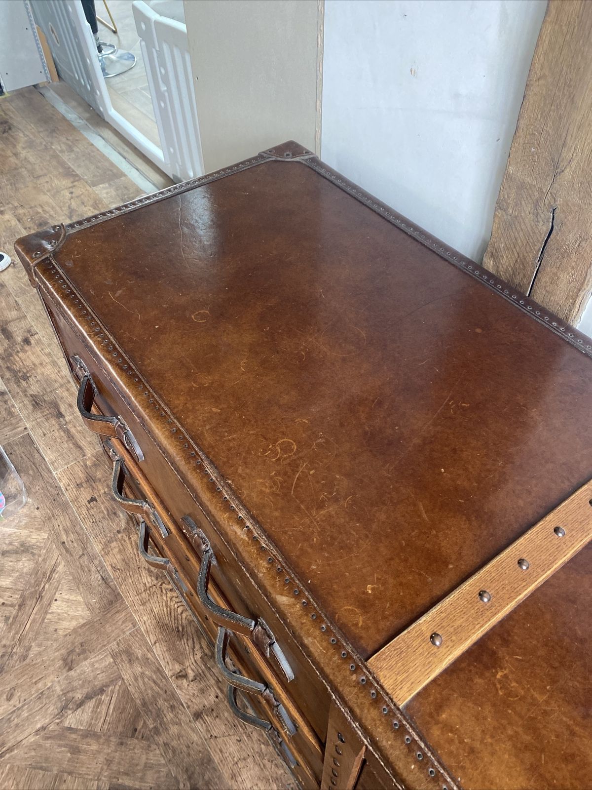 Halo Antique Cigar Leather & Studded Wood Steamer Trunk Chest Of 6 Drawers Canvas Lined Studded photo vinterior