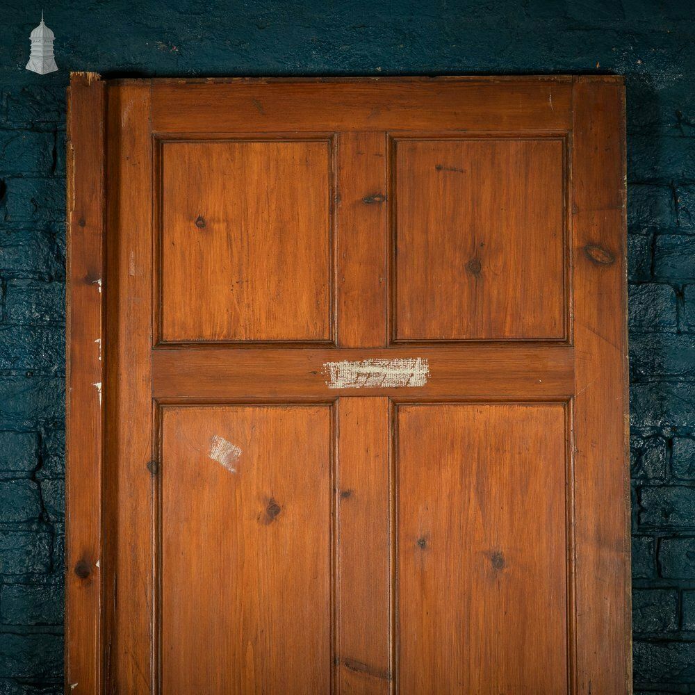 Pine Panelled Door, 6 Panel photo vinterior