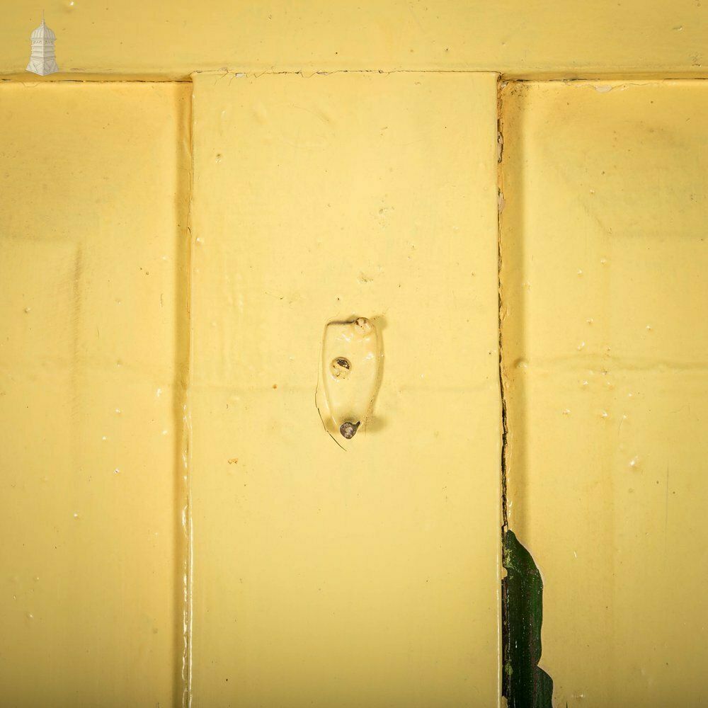 photo vintage Pine Panelled Door, Moulded 4 Panel Yellow Painted