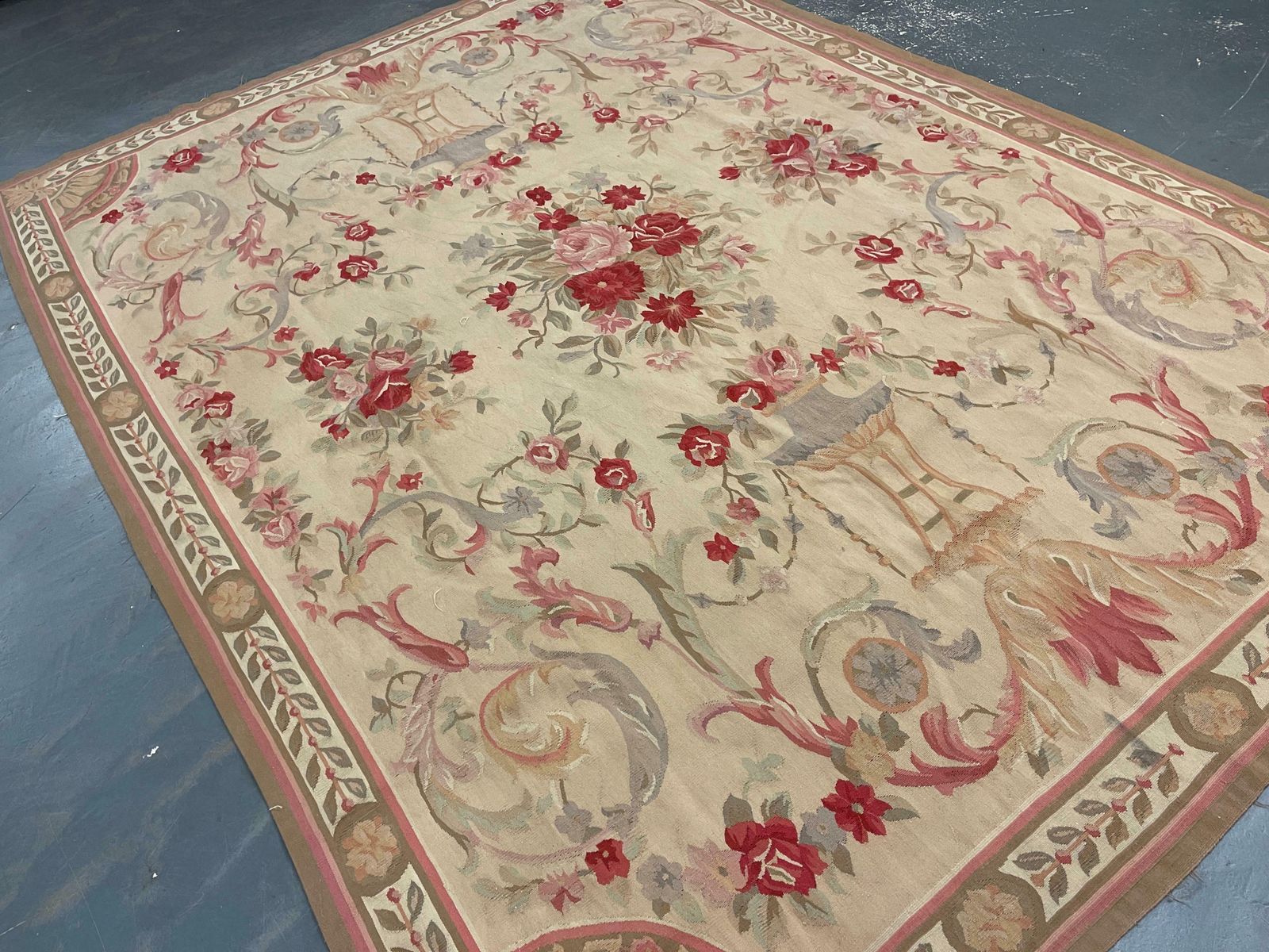 Traditional Aubusson Rug Pink Beige Handwoven Floral Carpet Wool Livingroom Rug photo furniture