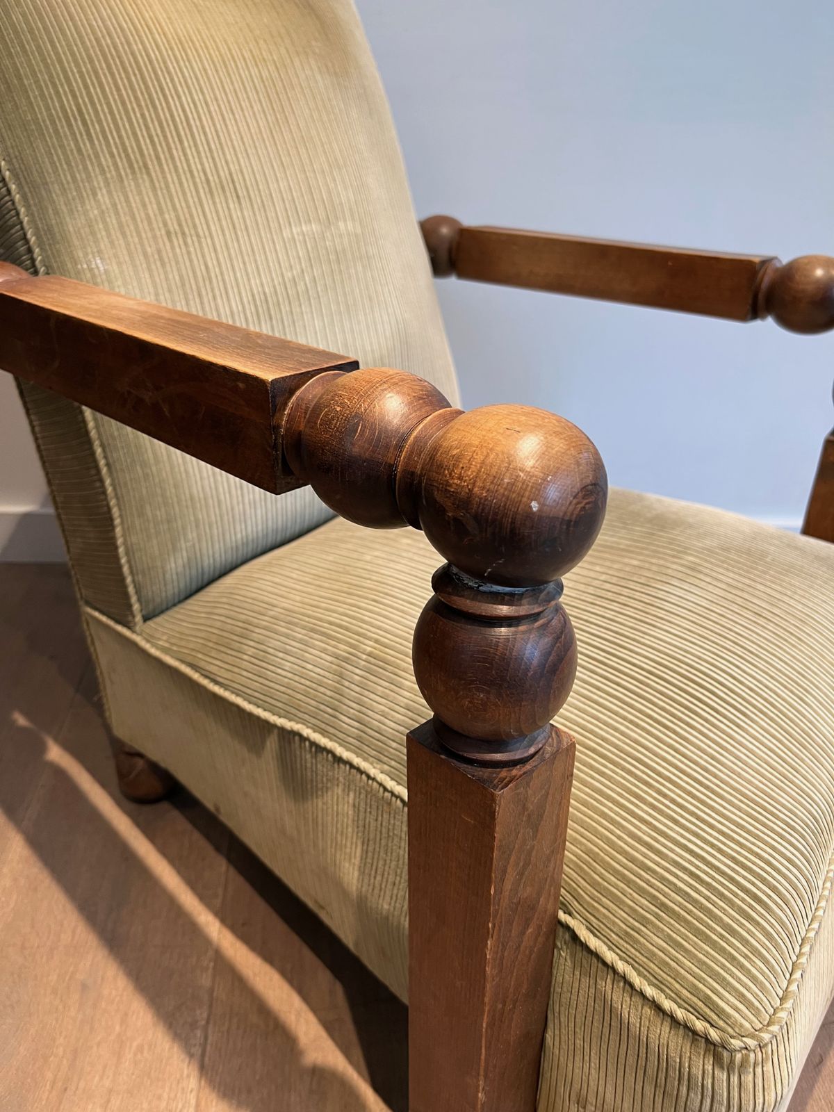 Important Brutalist Armchair. French Work. Around 1950 photo vinterior