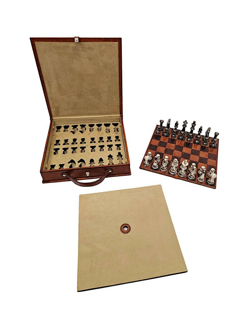 A Fabulous Leather Chess Set And Case photo vinterior