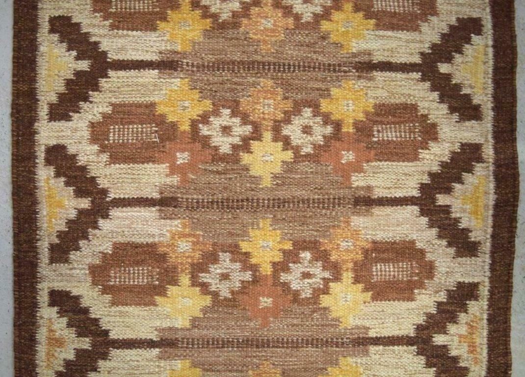 Ingegerd Silow For Rölakan, Sweden. Handmade Wool Rölakan Carpet. photo Textiles