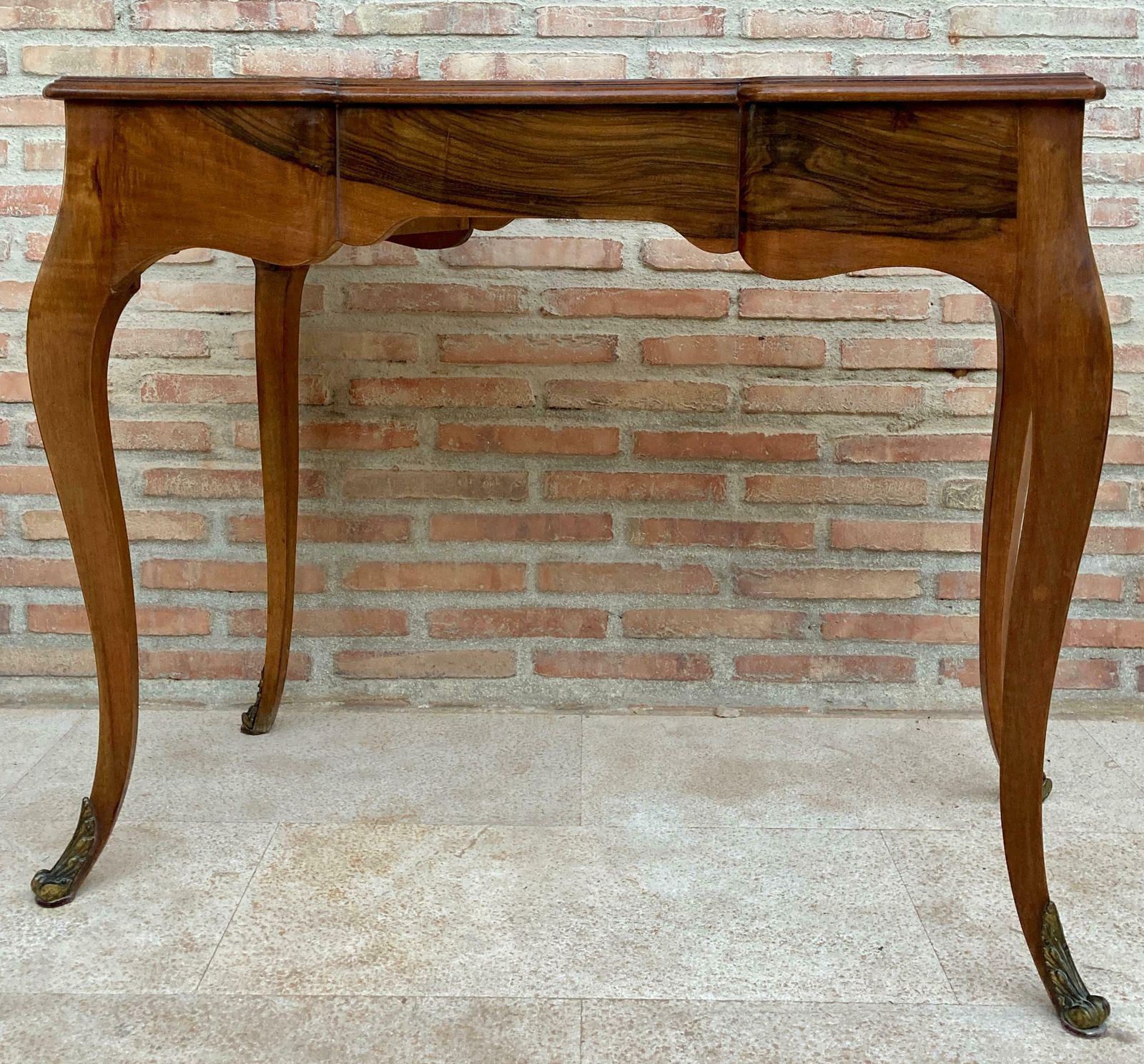 photo furniture 19th Century Louis XV French Desk With Cabriolet Legs, 1890s