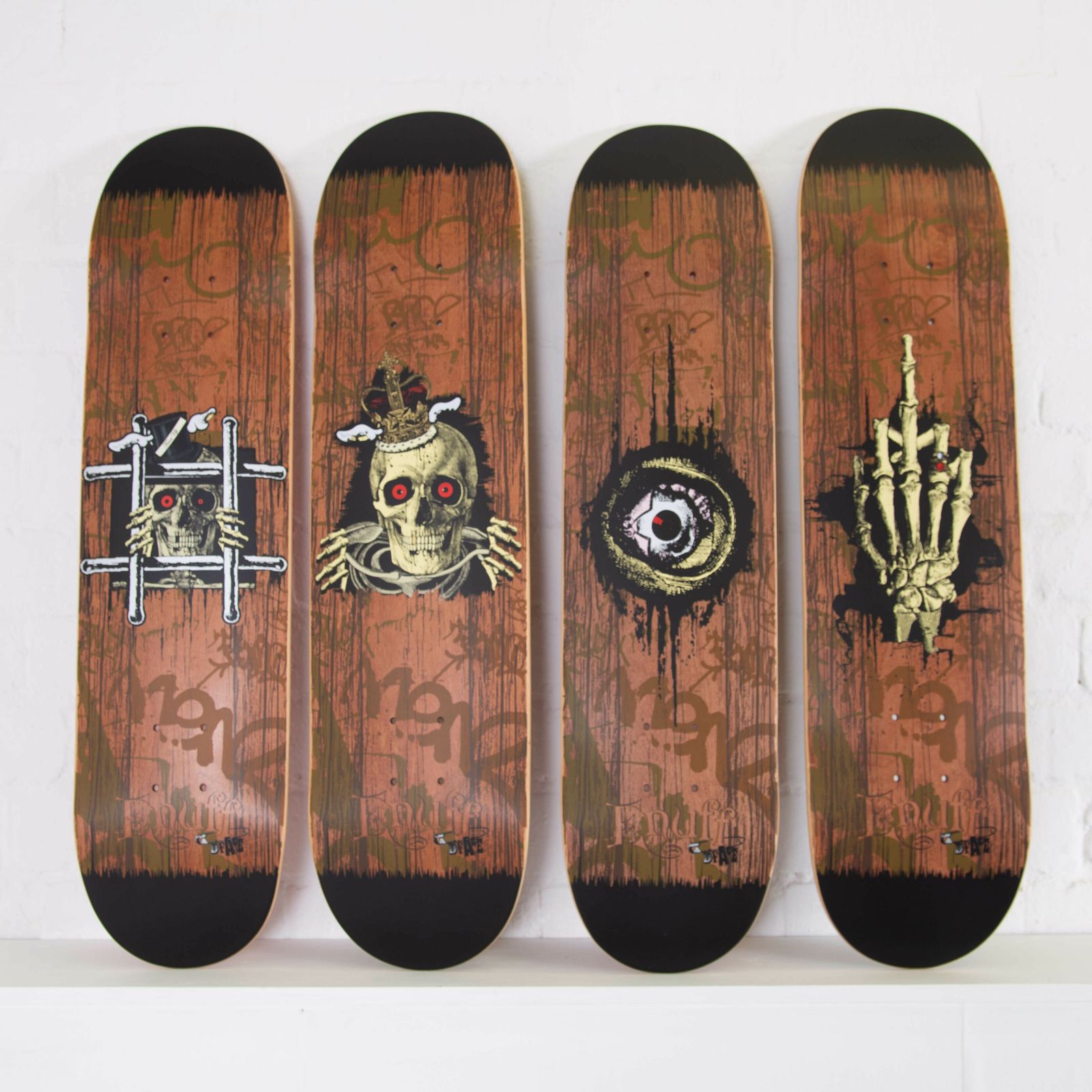 photo vintage D*Face X Enuff Skateboards Full Set Of 4 Ltd Edition 200 Sets