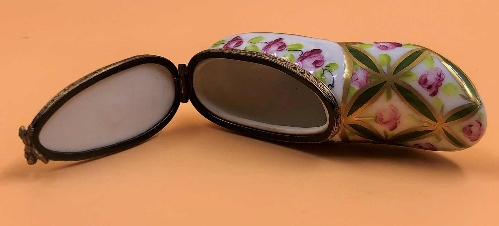 Limoges Porcelain France Porcelain Shoe / Boot Shaped Trinket / Jewelry Box. photo furniture
