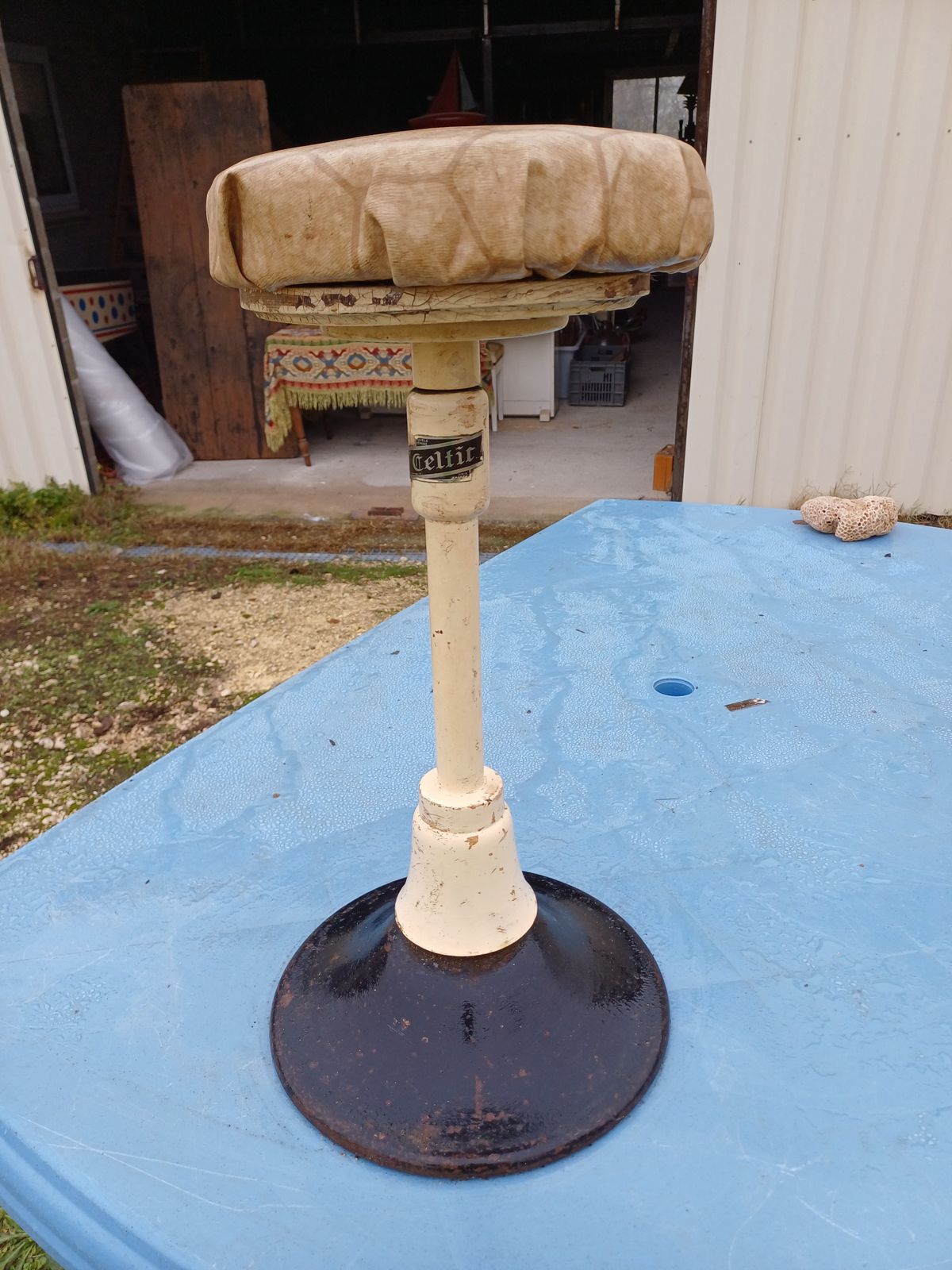 Celtic Industrial Screw Stool, 1970s