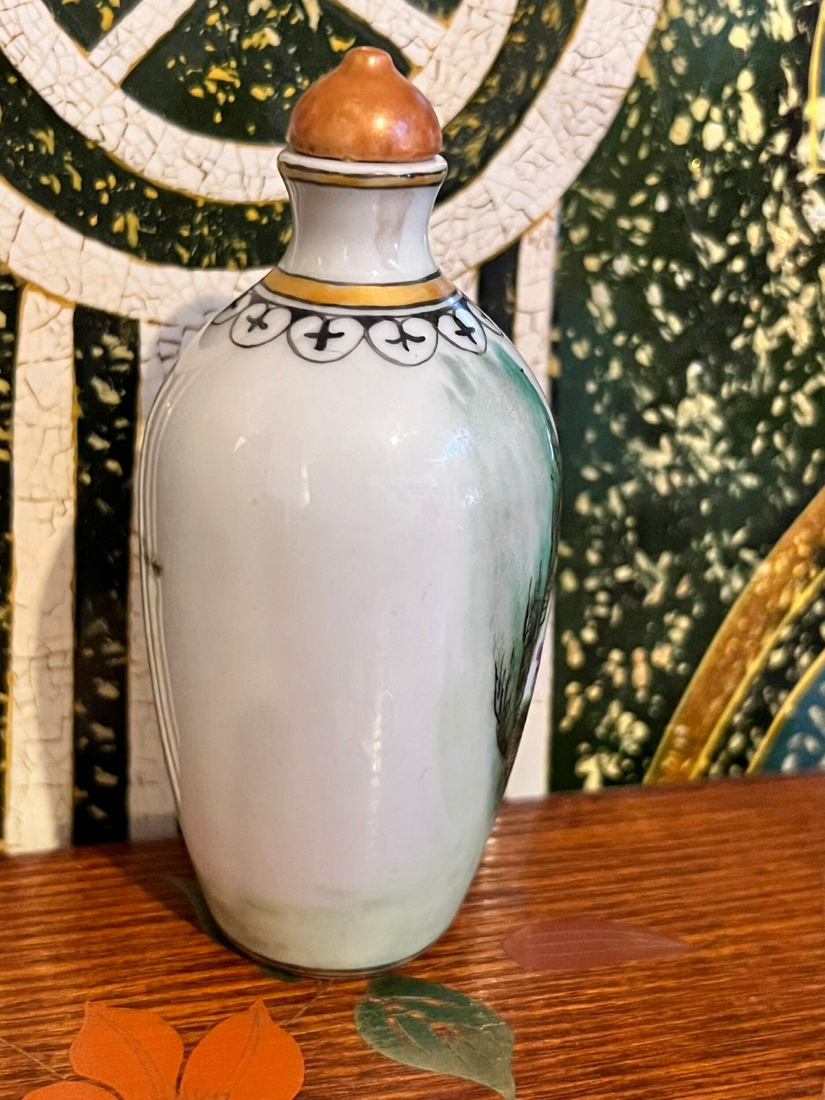 A Famille Rose Erotic Subject’ Snuff Bottle Qing Dynasty, Qianlong, Antique Chinese Dynasty Porcelain Exotic Porcelain Snuff Bottle photo 195.0
