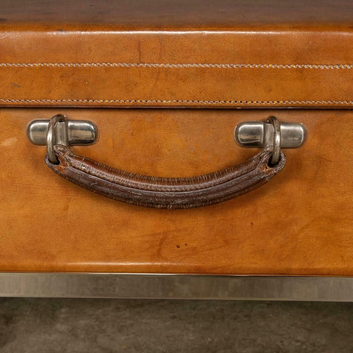 3795.0 20th Century English Leather Trunk On Metal Stand, C.1910 photo