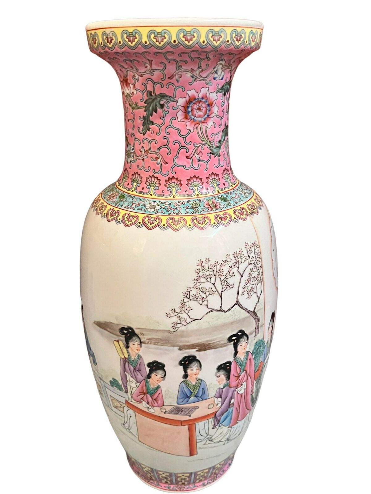 Chinese Famille Rose Porcelain Vasemid 20th Century