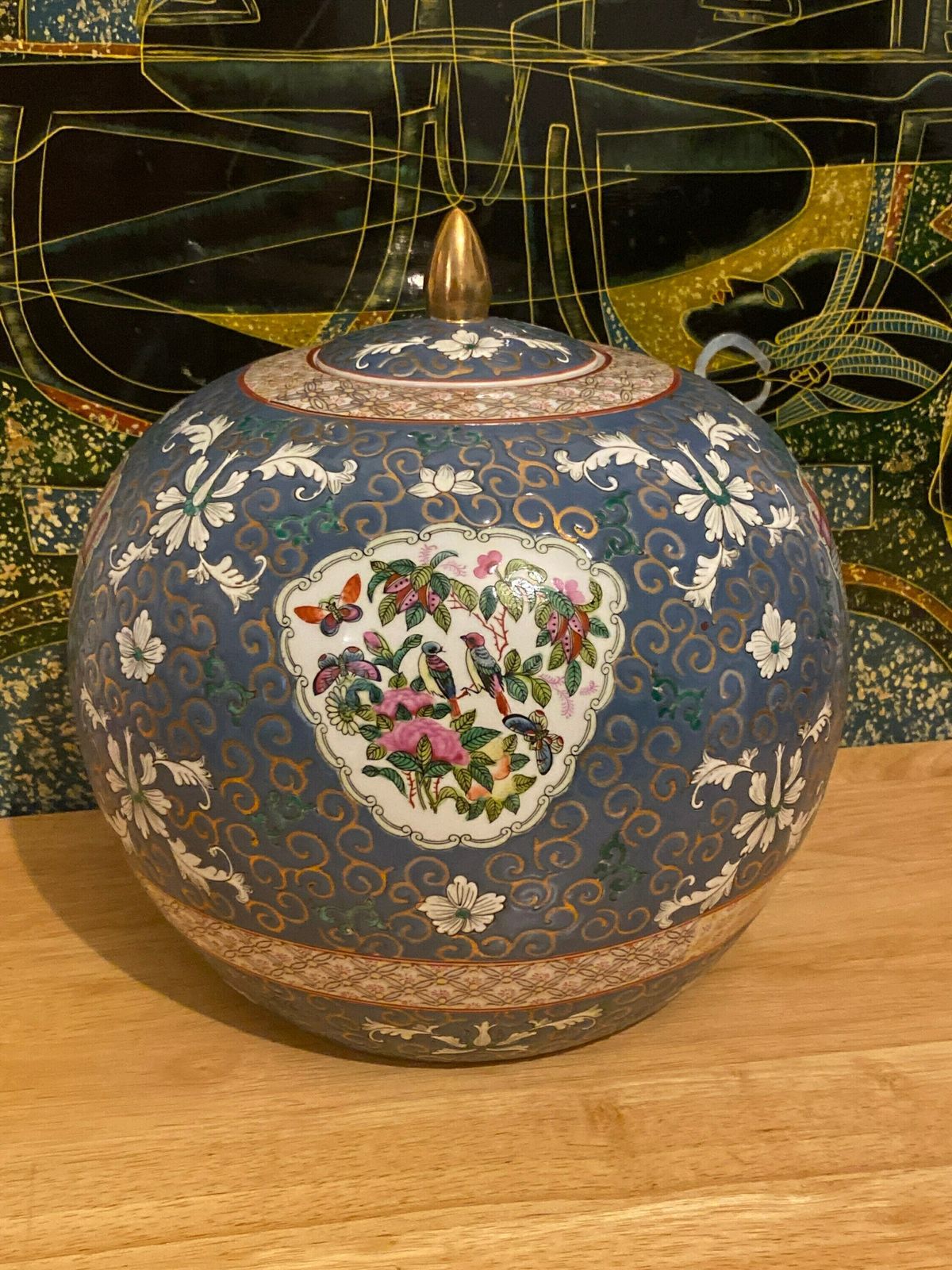 Qing Dynasties Ginger Jar, Da Qing Qianlong Nian Zhi Cramic Jar, Great Qing Dynasty, Qianlong Period| Made In Macau photo furniture