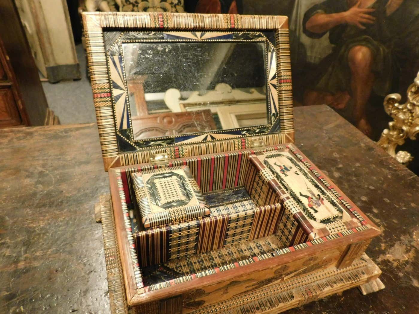 photo for sale Box For Jewels Or Treasures, Inlaid With Straw, Italy
