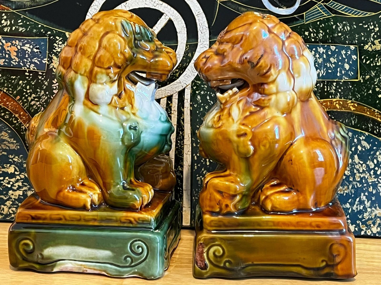 Chinese Majolica Famille Verte Foo Dogs On Stands , Majolica Orange Foo Dogs, Chinese Foo Dog Statues Figurine, Asian Home Decor photo for sale