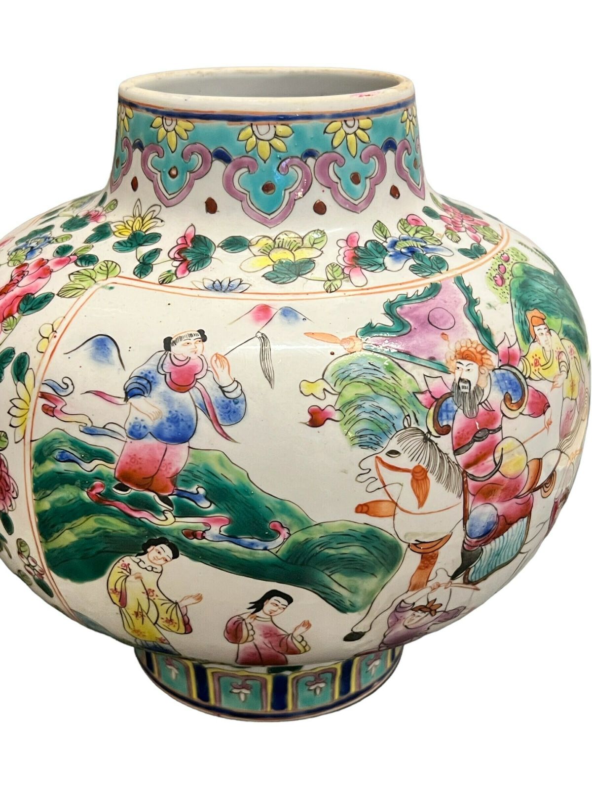 Chinese Famille Rose Porcelain Vase/ Jar 20th Century, Approximately Height 24cm, Circumference 75cm photo for sale