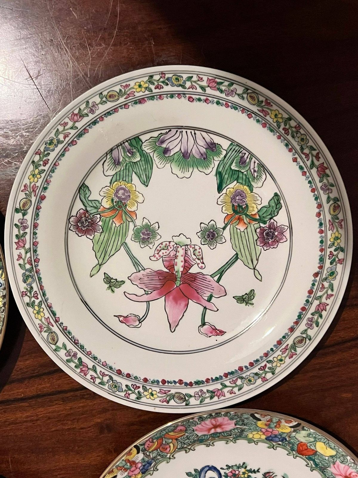 20th Century Antique Chinese Plates, Qianlong Seal Marks Fine, A Fine Famille Rose Chinese Hand Painted, Made In Macau photo buy