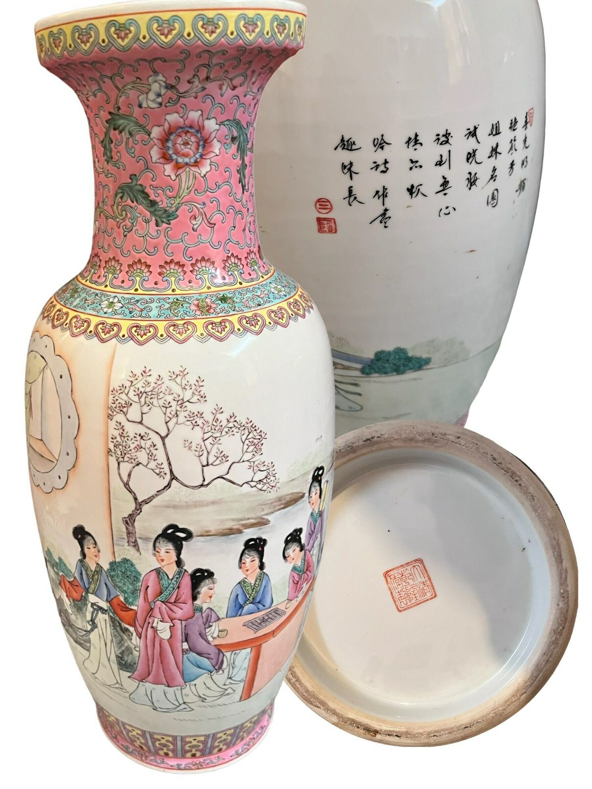 Chinese Famille Rose Porcelain Vasemid 20th Century,