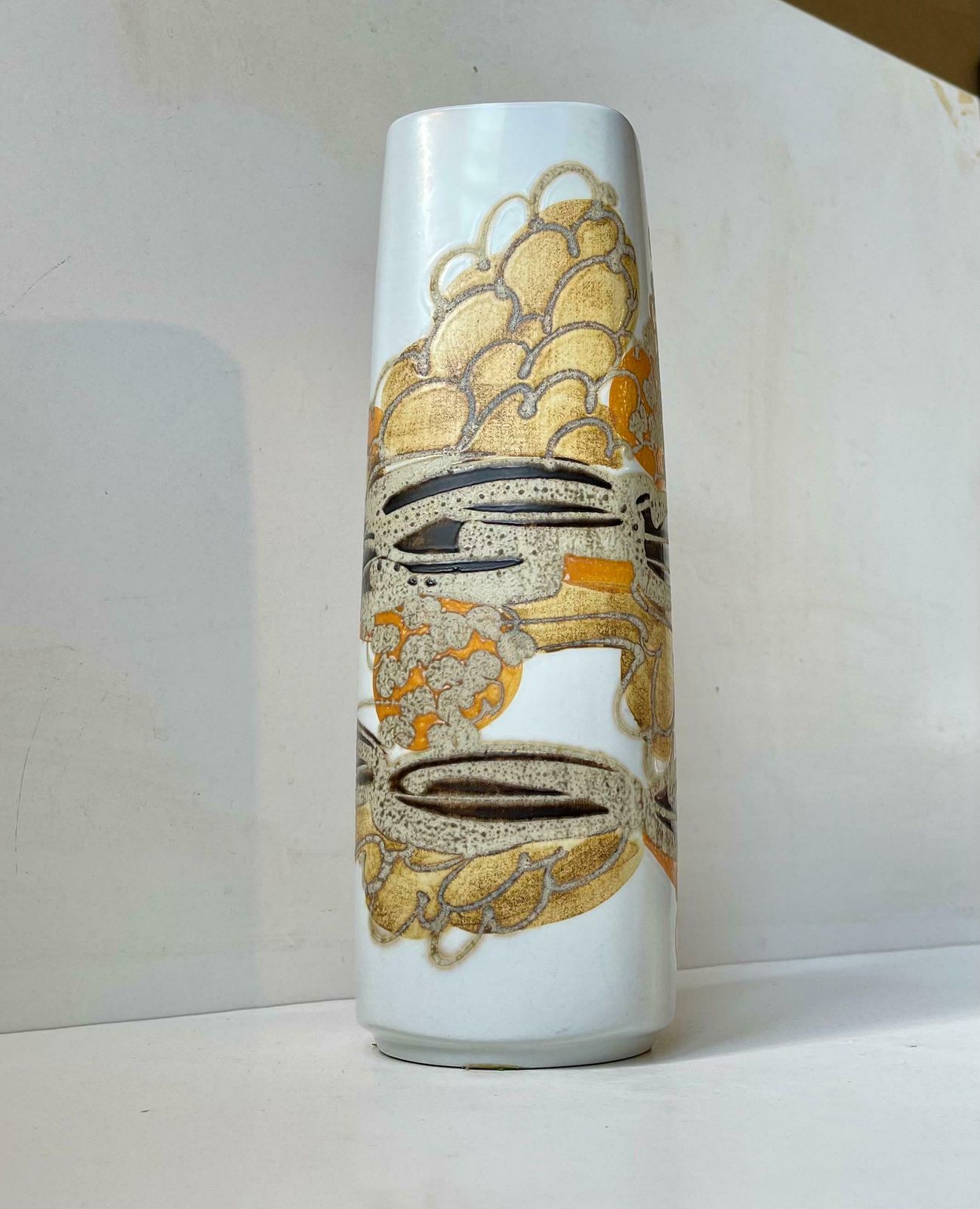 Abstract Danish Modern Royal Copenhagen Faience Vase By Ellen Malmer £257.72 photo for sale