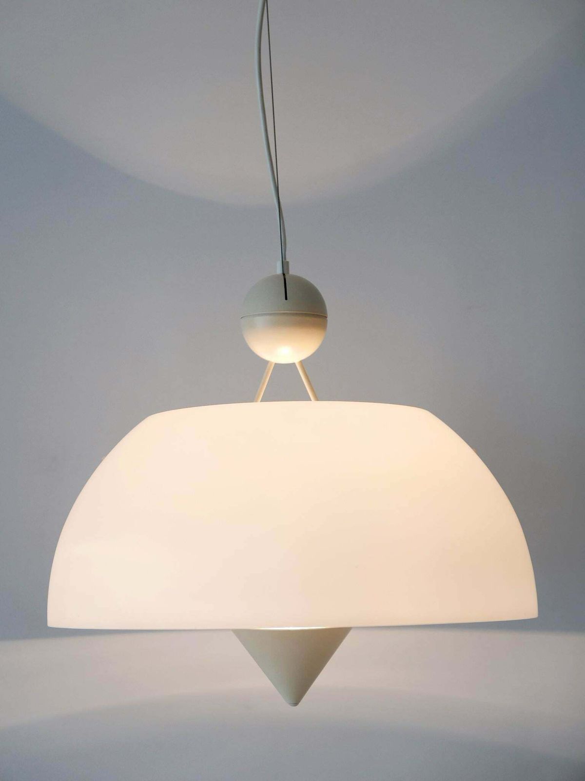 Rare & Elegant Mid Century Modern Pendant Lamp Or Hanging Light Italy 1970s photo vinterior