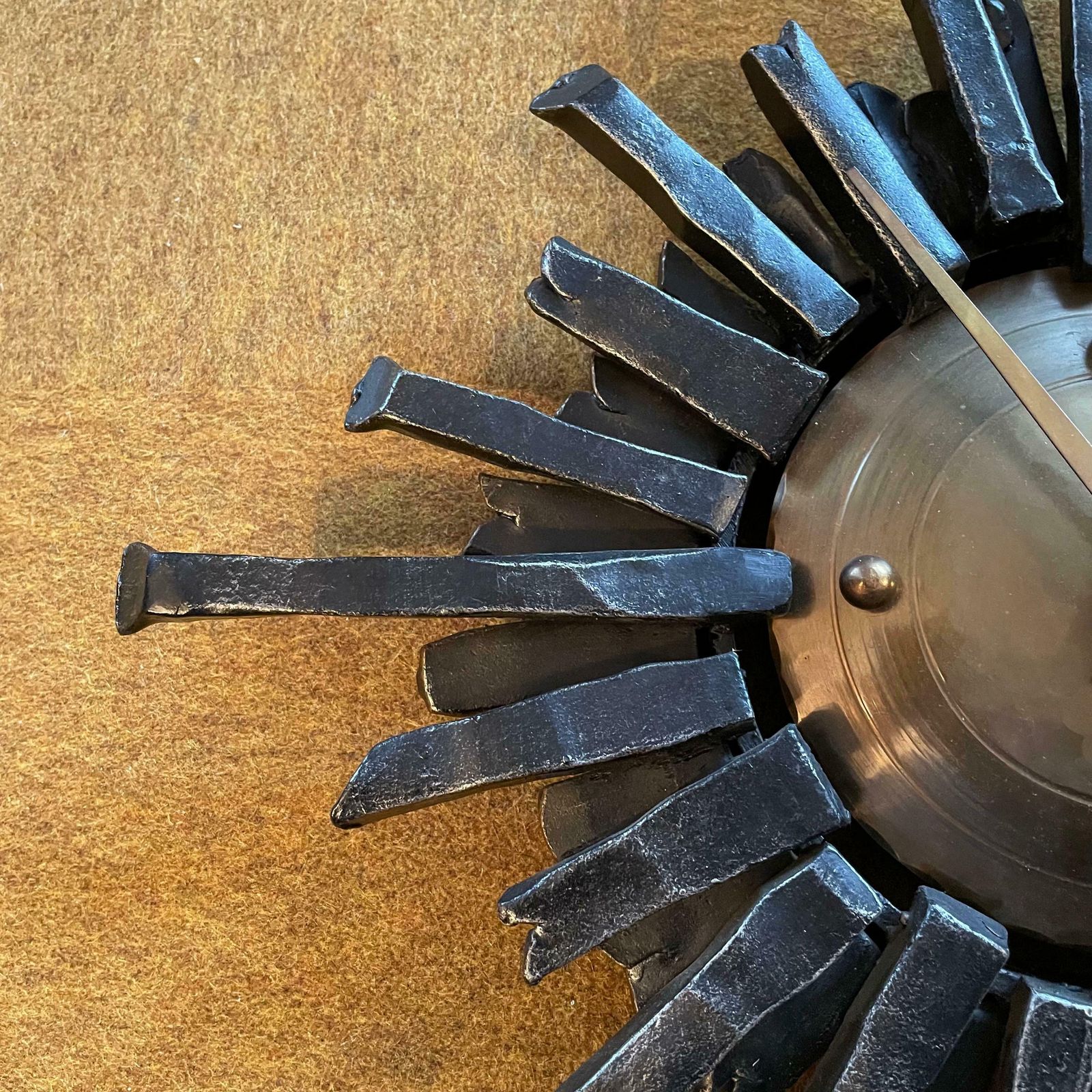 photo for sale 61cm 6.9kg Brutalist Hollywood Regency Sunburst Metal Wall Clock, Germany 1970s