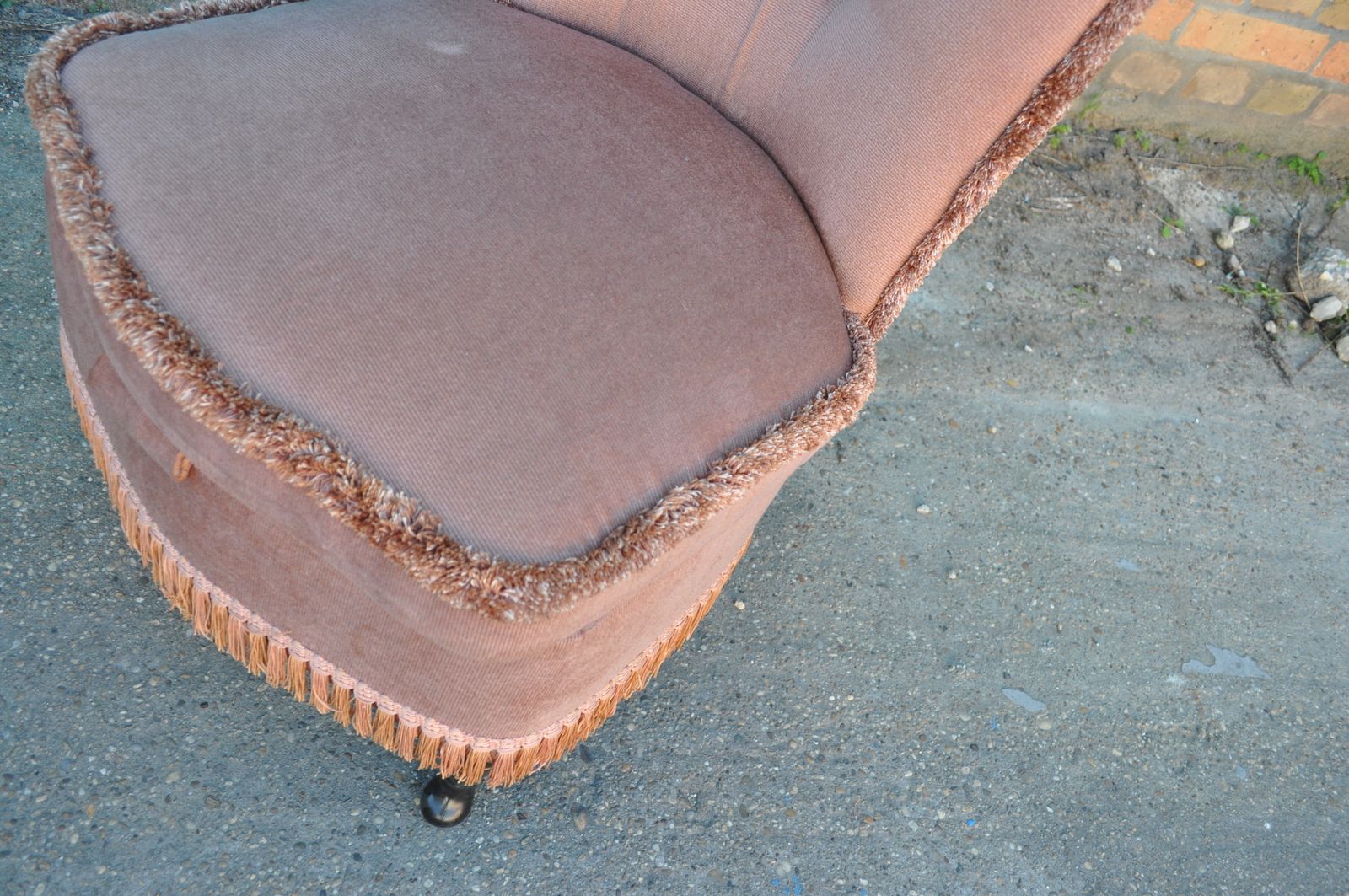 Vintage Pink Velour Bedroom Boudoir Chair Studded Back And Padded Seat photo Furniture