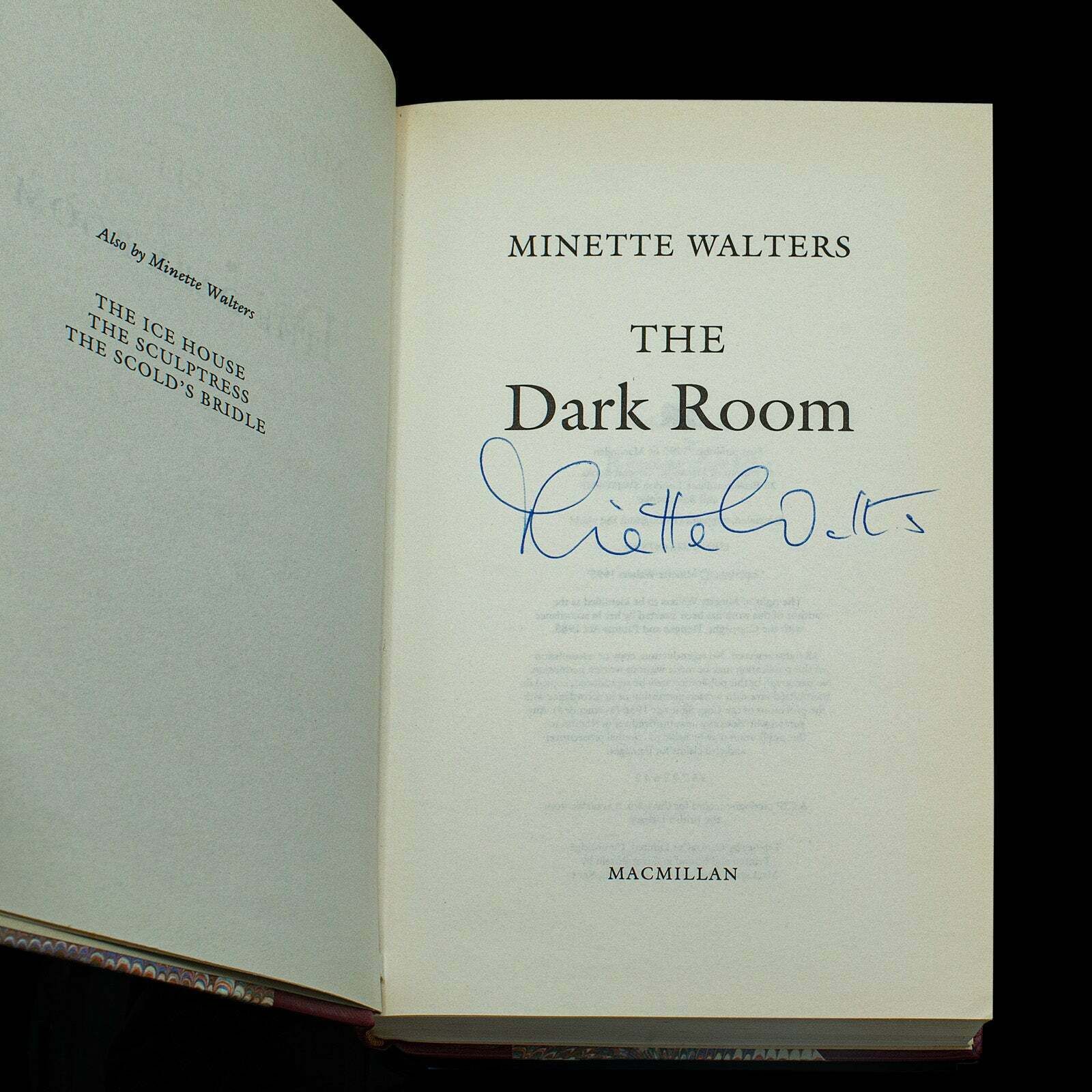 Set Of 6 First Edition Novels By Minette Walters, Signed, English, Hard Bound photo 595.0