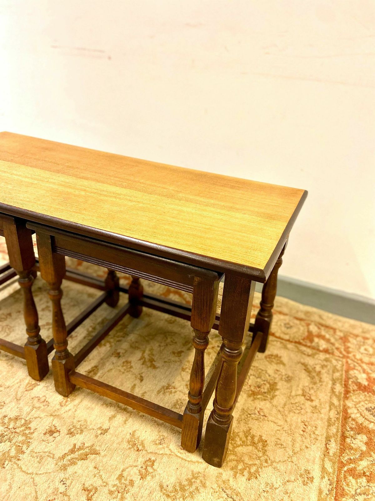 Antique Style Large Wooden Coffee Nest Of Tables / Made In England C1970 photo Furniture