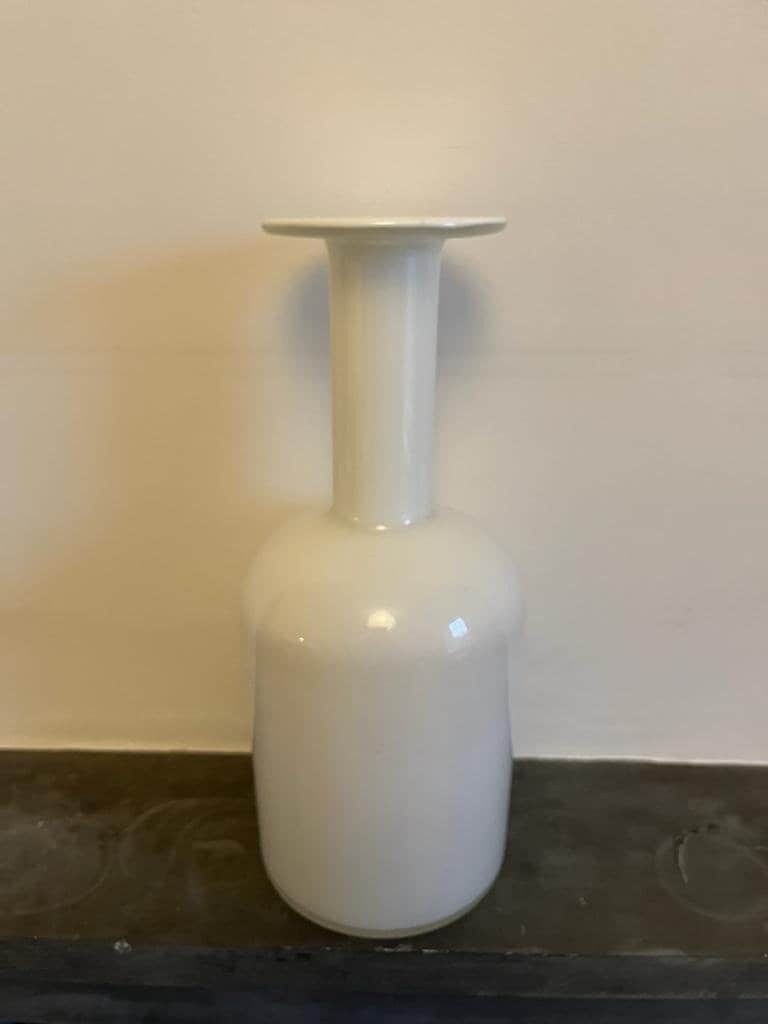 Holmegaard Vintage White Glass Gulvase Vase photo vinterior