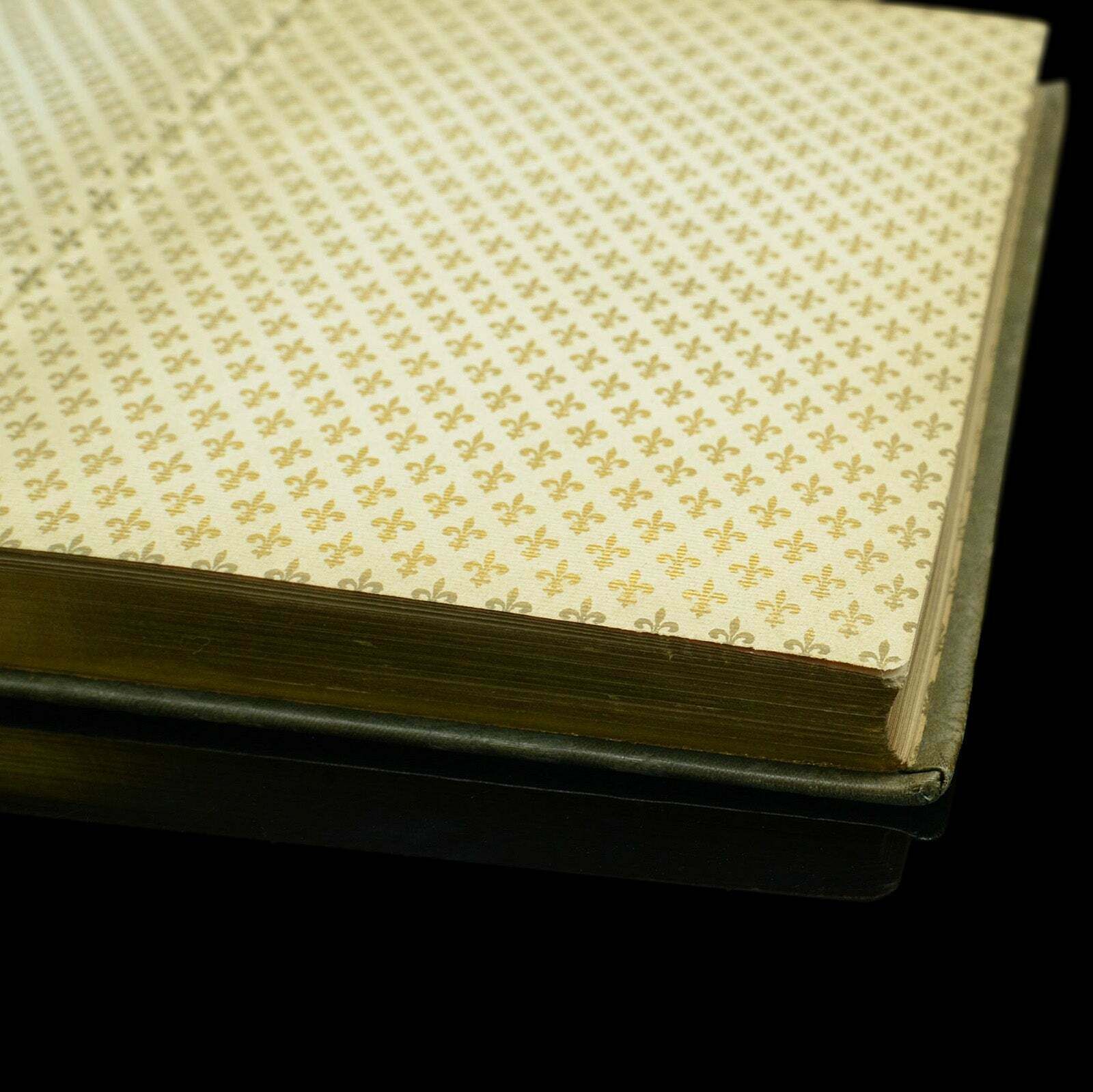 Antique Book Grandeur Des Romains, Montesquieu, French Language, Mid Victorian photo Home Decor