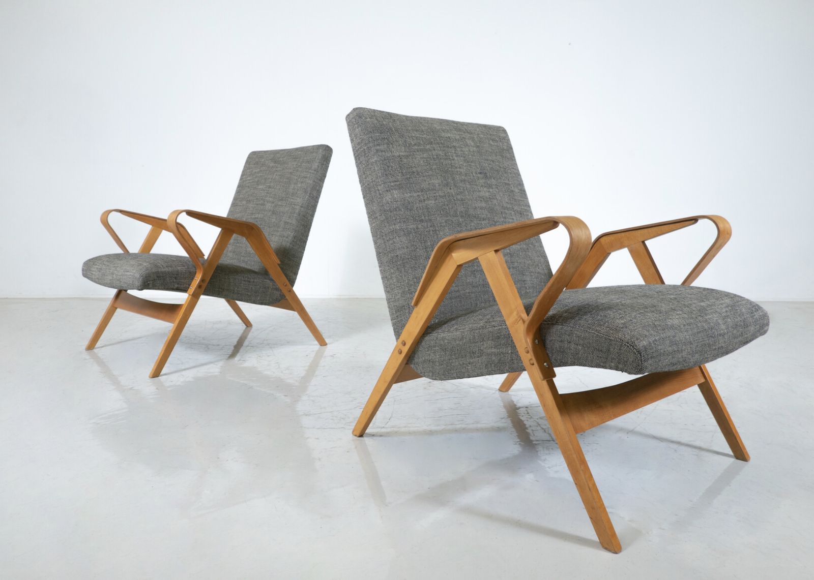 Mid Century Modern Pair Of Armchairs, 1950s, Czech Republic (New Upholstery) photo furniture