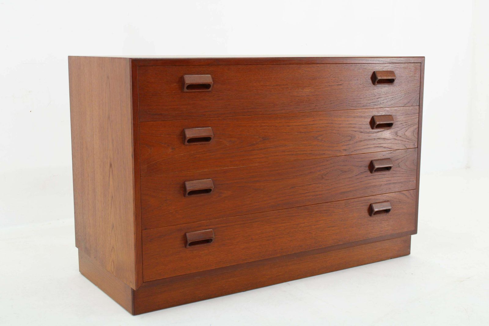 Furniture 1950s Børge Mogensen Chest Of Drawers In Teak By Søborg Møbelfabrik, Denmark photo