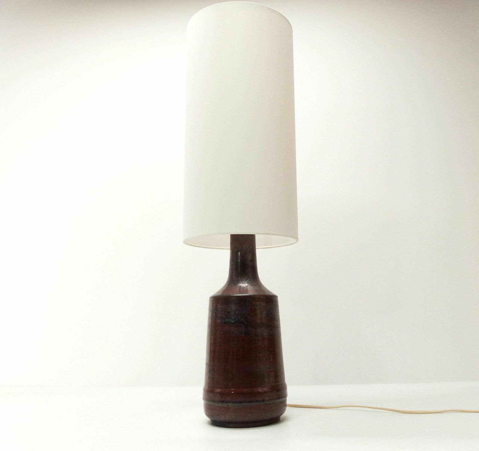 Scandinavian Oxblood Ceramic Lamp Désirée Stentoj 1970