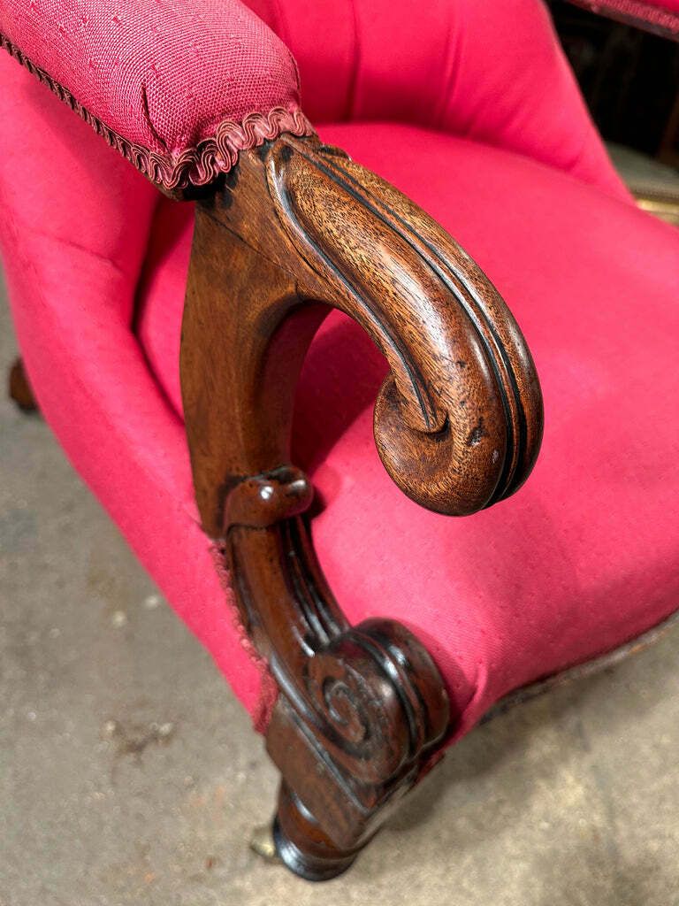 photo vintage Antique Country House Mahogany Button Back Showframe Armchair Circa 1870
