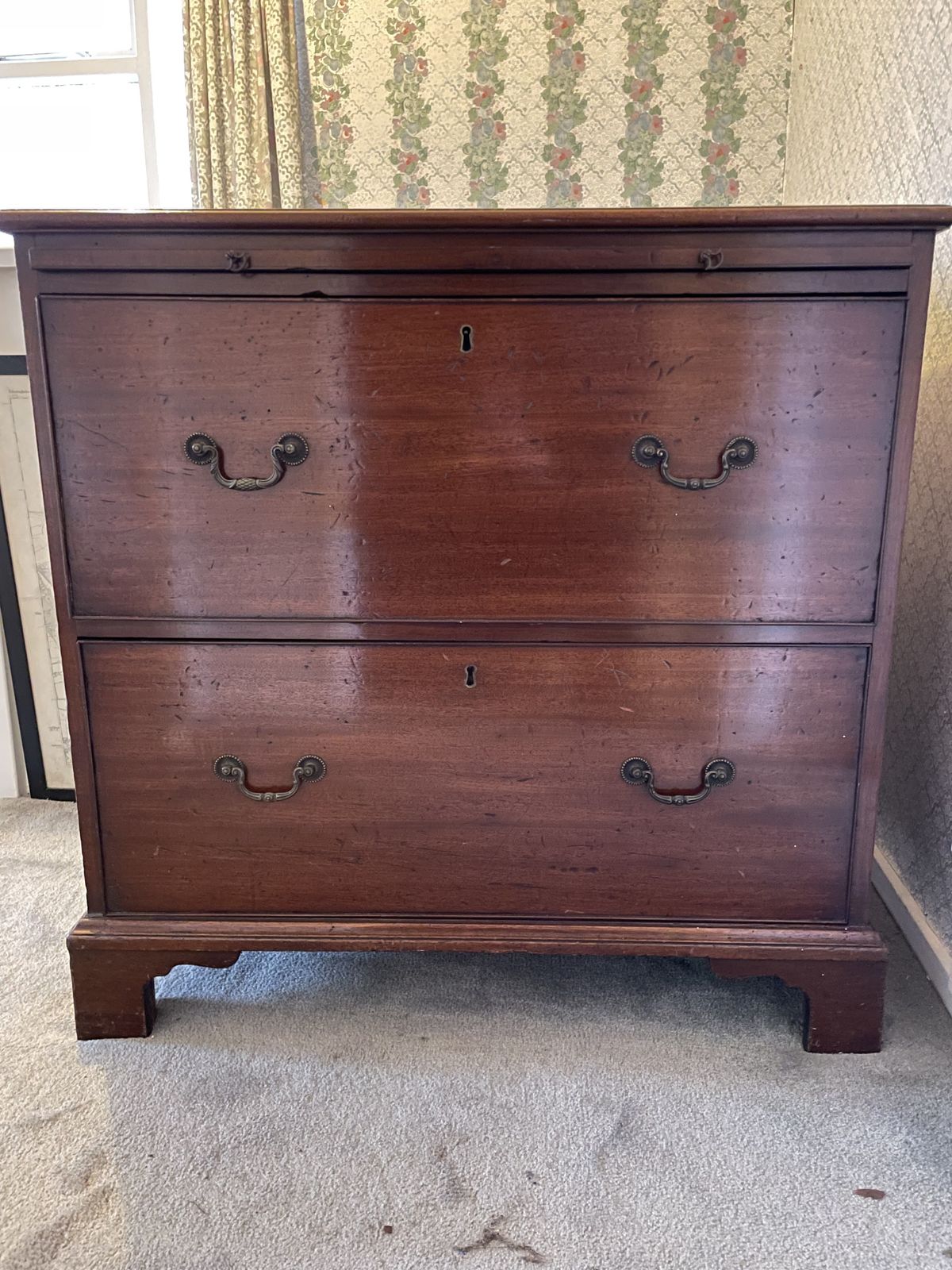 Mahogany Chest Of Drawers