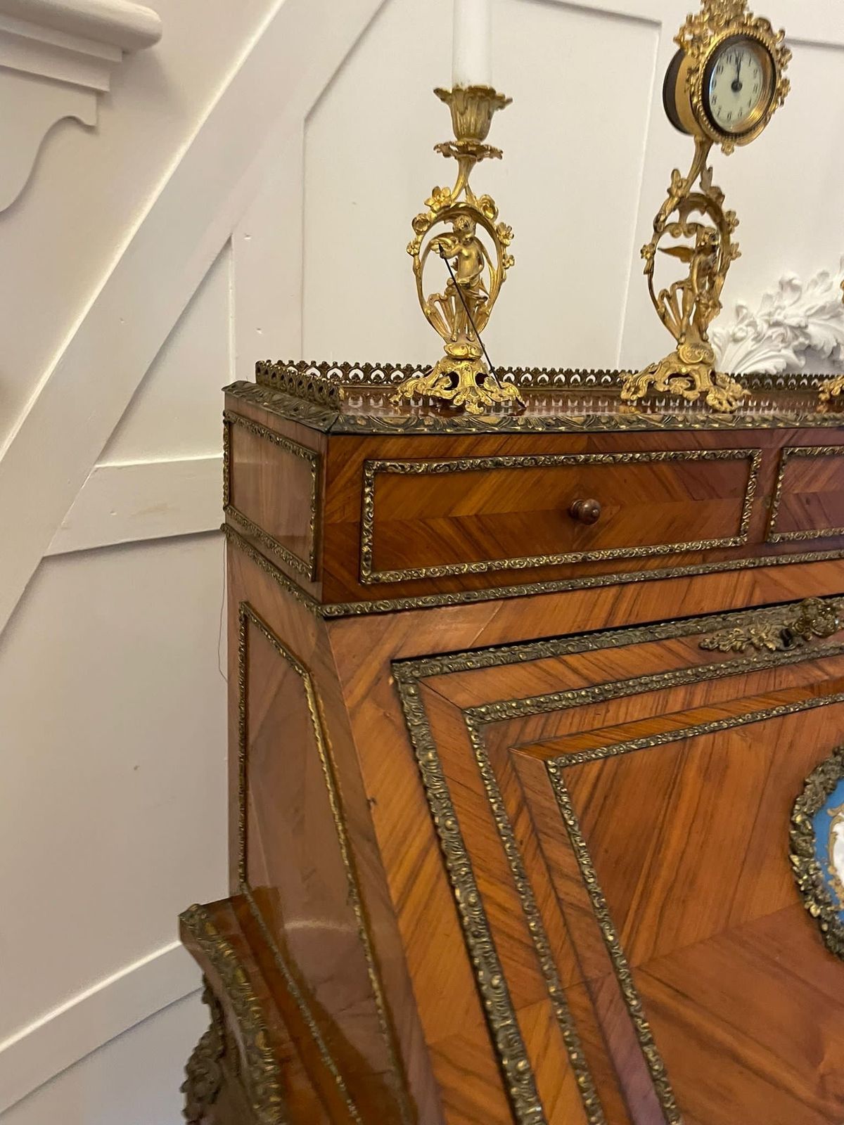 Fine Quality French Antique 19th Century Kingwood And Ormolu Mounted Bureau photo vinterior