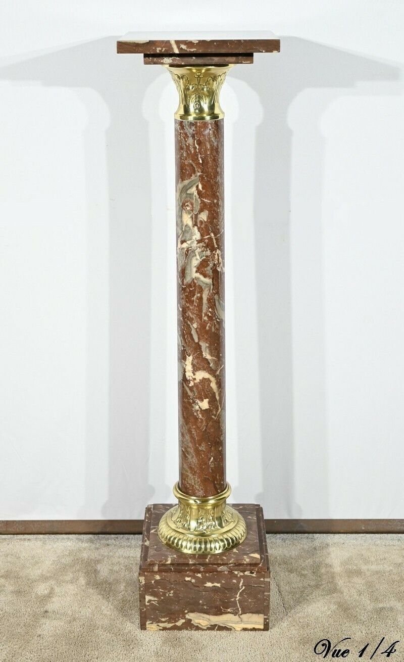 Red Pyrenees Marble Column – Late 19th Century photo vinterior