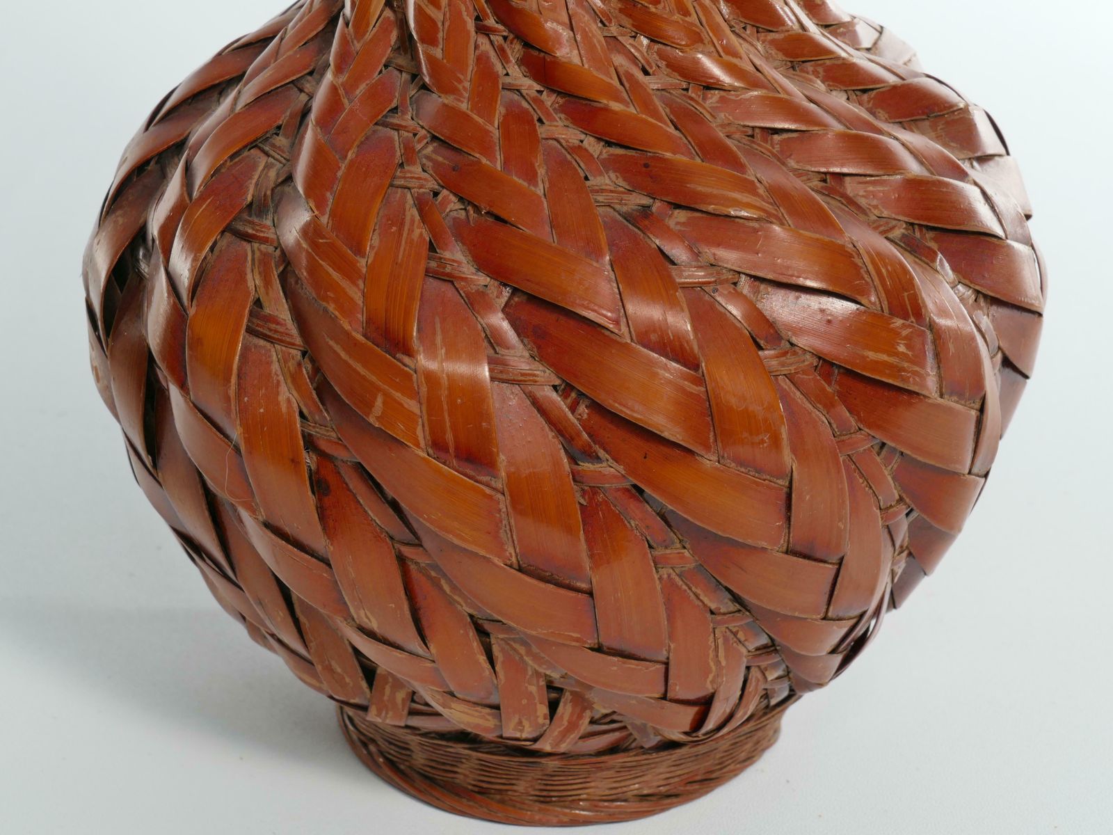 Home Decor Early 20th Century Taisho/Showa Period Japanese Woven Bamboo Ikebana Vase photo