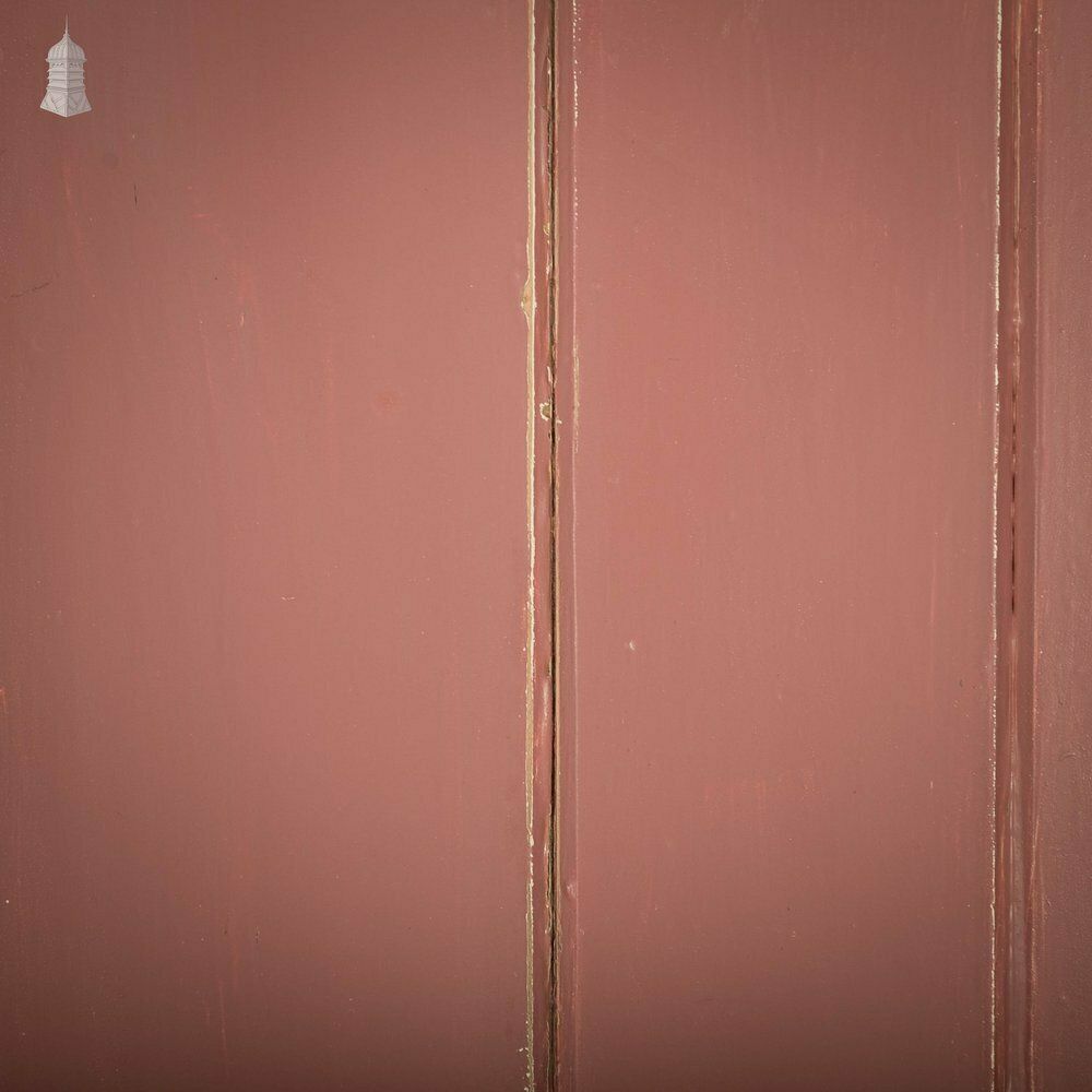 photo vintage Ledged Plank Door, White And Pink Painted Pine