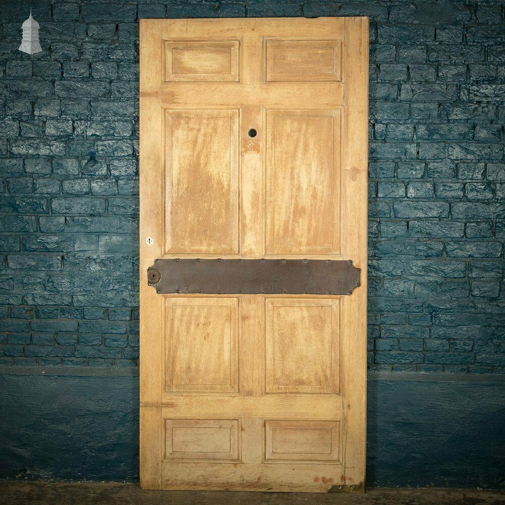 Oak Panelled Door, 8 Raised Panels With Leather Detail