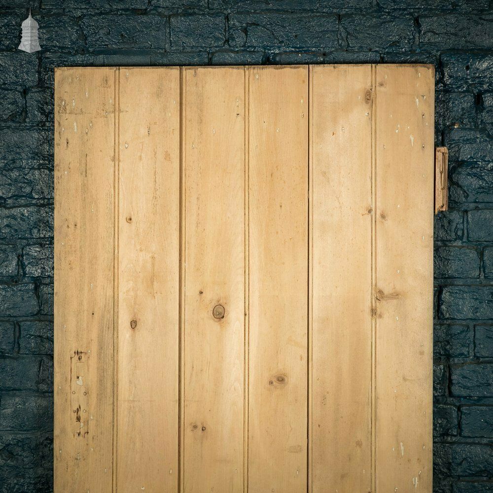 photo furniture Pine Panelled Door, Moulded 2 Panel And Beadboard Plank