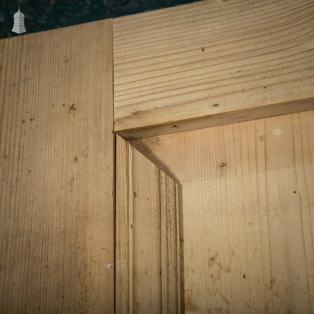 photo vinterior Multi Panel Door, Moulded Pine 8 Panel Door
