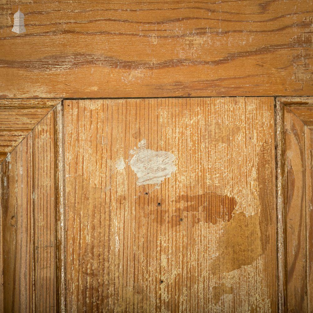 photo vintage Pitch Pine Panelled Door, Victorian Style, 6 Moulded Panel