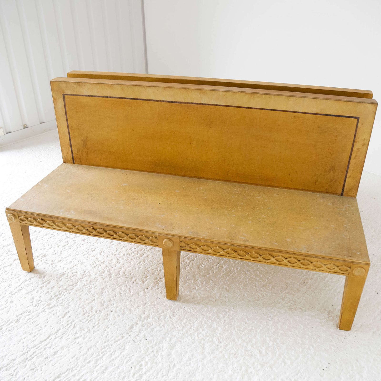 photo vinterior Pair Of Regency Style Ochre Hand Painted Benches